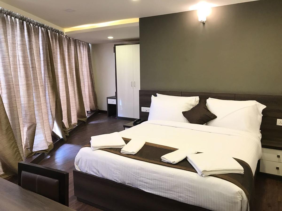 Hotel Royal Inn - Electronic City 벵갈루루 외부 사진